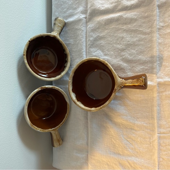 3 Monmouth Maple Leaf USA Brown Pottery Drip Glaze Handled Soup Bowls 0901 - Picture 7 of 7